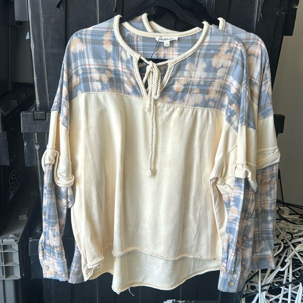 NWT plaid and splatter sweatshirt - Picture 1 of 6